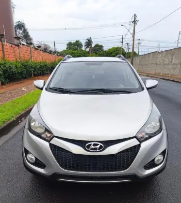 HYUNDAI HB20X 1.6 16V PREMIUM FLEX 4P AUTOMÁTICO
