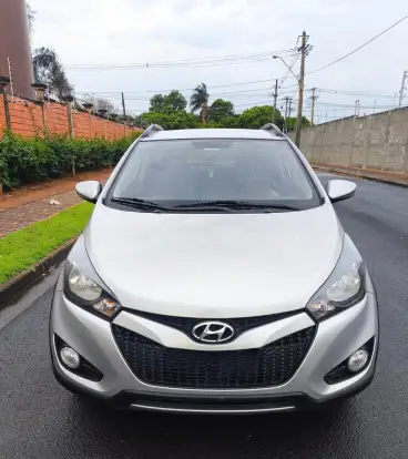 HYUNDAI-HB20X-2014