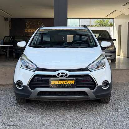 HYUNDAI-HB20X-1.6 16V PREMIUM FLEX 4P AUTOMÁTICO HYUNDAI-HB20X-2016
