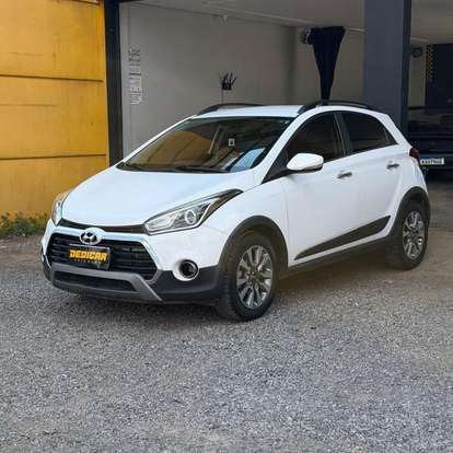 HYUNDAI-HB20X-2016