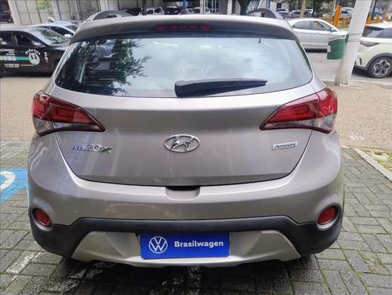 HYUNDAI-HB20X-2019