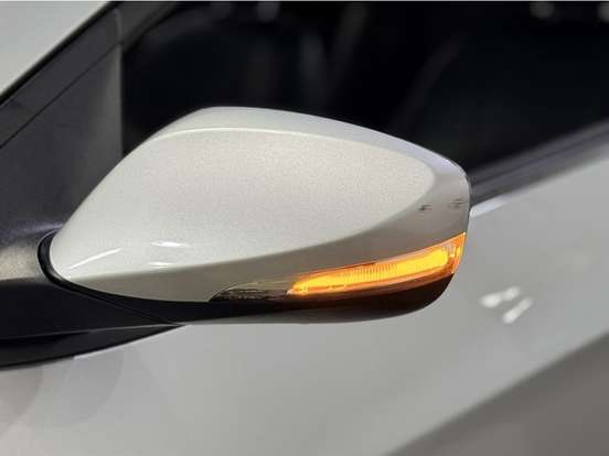 HYUNDAI-I30-2015