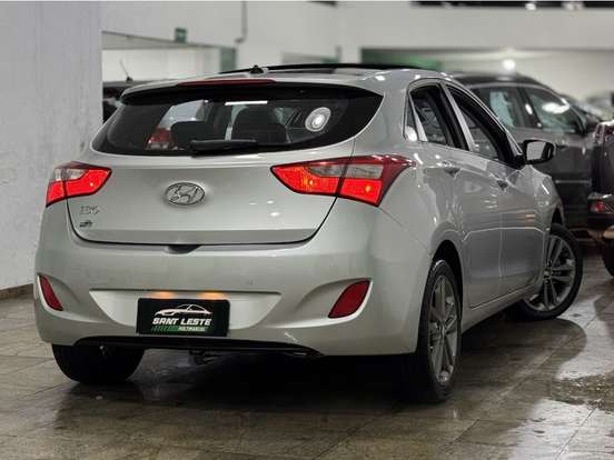 HYUNDAI-I30-1.8 MPI 16V GASOLINA 4P AUTOMATICO HYUNDAI-I30-2015