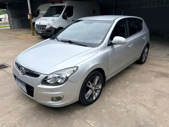 HYUNDAI-I30-2011