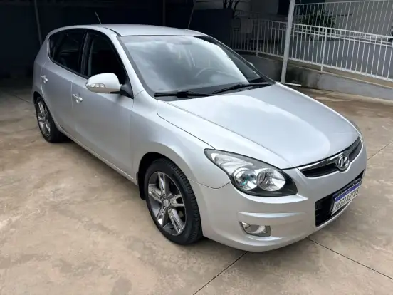 HYUNDAI-I30-2011