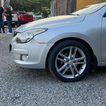 HYUNDAI-I30-2009