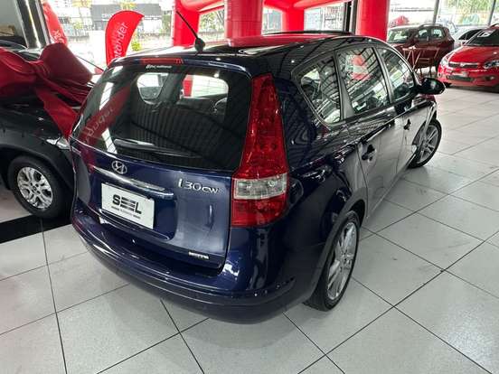 HYUNDAI-I30-2010