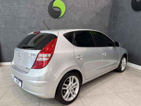 HYUNDAI-I30-2011
