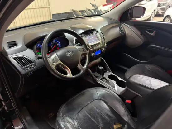 HYUNDAI-IX35-2011
