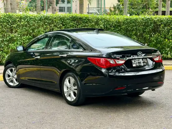HYUNDAI-SONATA-2.4 MPFI I4 16V 182CV GASOLINA 4P AUTOMÁTICO HYUNDAI-SONATA-2011