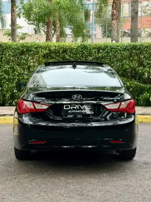 HYUNDAI-SONATA-2.4 MPFI I4 16V 182CV GASOLINA 4P AUTOMÁTICO HYUNDAI-SONATA-2011
