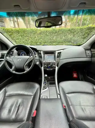HYUNDAI-SONATA-2011