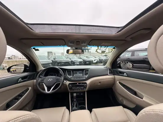 HYUNDAI-TUCSON-1.6 16V T-GDI GASOLINA GLS ECOSHIFT HYUNDAI-TUCSON-2018