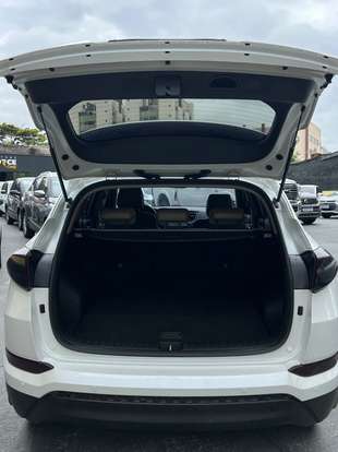 HYUNDAI-TUCSON-2017