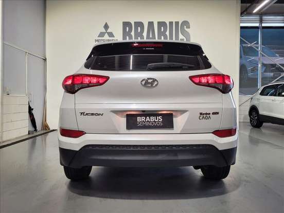 HYUNDAI-TUCSON-2021
