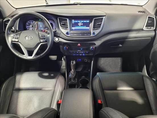 HYUNDAI-TUCSON-2021