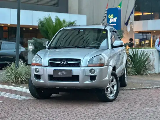 HYUNDAI-TUCSON-2.7 MPFI GLS 24V 175CV 4WD GASOLINA 4P AUTOMÁTICO HYUNDAI-TUCSON-2009
