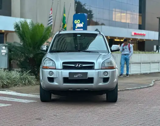 HYUNDAI-TUCSON-2009