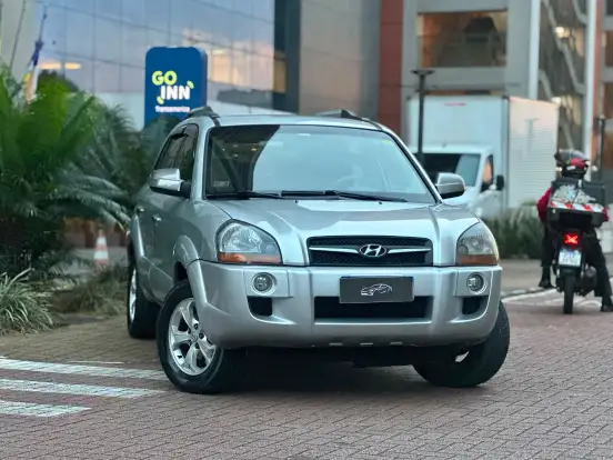 HYUNDAI-TUCSON-2.7 MPFI GLS 24V 175CV 4WD GASOLINA 4P AUTOMÁTICO HYUNDAI-TUCSON-2009