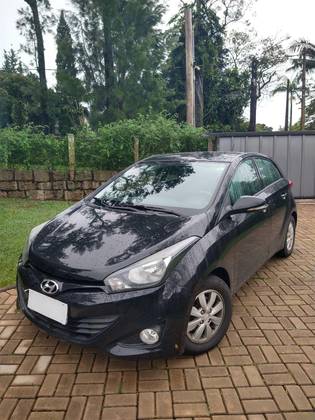 HYUNDAI HB20 1.0 COMFORT PLUS 12V FLEX 4P MANUAL