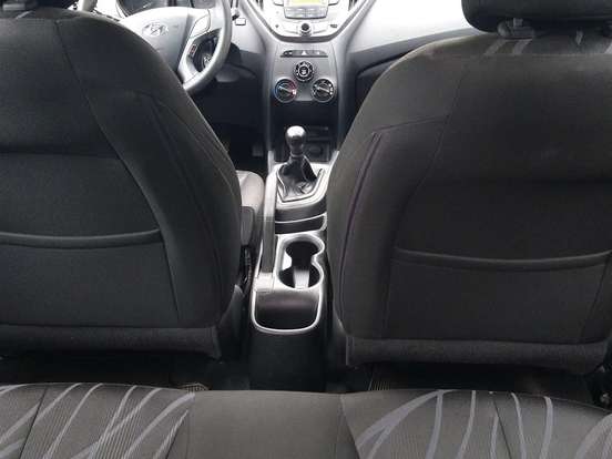 HYUNDAI-HB20-1.0 COMFORT PLUS 12V FLEX 4P MANUAL HYUNDAI-HB20-2014