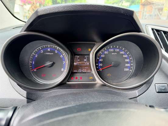 HYUNDAI-HB20-1.0 COMFORT PLUS 12V FLEX 4P MANUAL HYUNDAI-HB20-2015