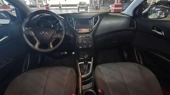 HYUNDAI-HB20-2017
