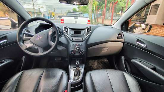 HYUNDAI-HB20S-2015
