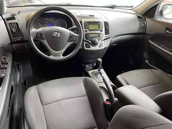 HYUNDAI-I30-2011