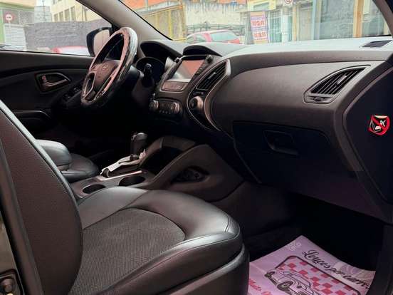 HYUNDAI-IX35-2.0 MPFI GL 16V FLEX 4P AUTOMÁTICO HYUNDAI-IX35-2018