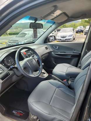 HYUNDAI-TUCSON-2011