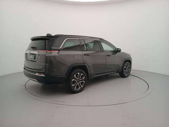 JEEP-COMMANDER-2024