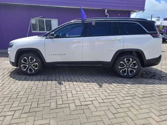 JEEP-COMMANDER-2023