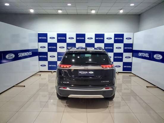 JEEP-COMMANDER-2024