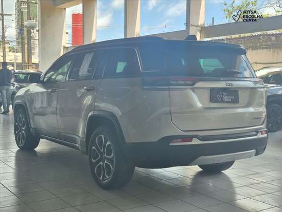 JEEP-COMMANDER-2022