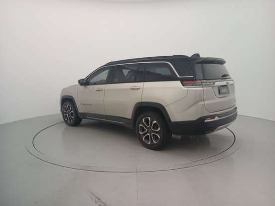JEEP-COMMANDER-2022
