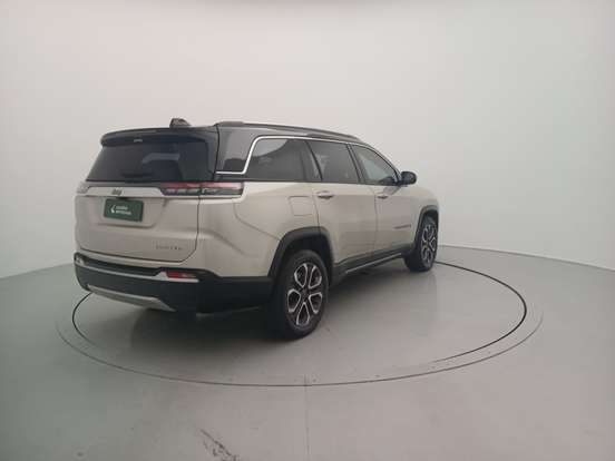 JEEP-COMMANDER-2022