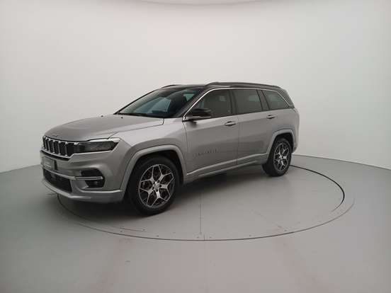 JEEP-COMMANDER-2023