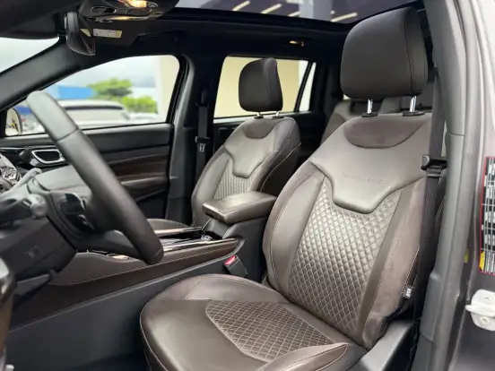 JEEP-COMMANDER-2.0 TD380 TURBO DIESEL OVERLAND AT9 JEEP-COMMANDER-2022