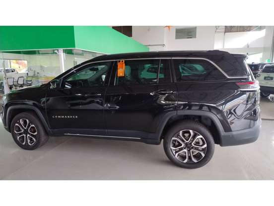 JEEP-COMMANDER-2023
