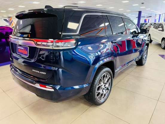 JEEP-COMMANDER-2023
