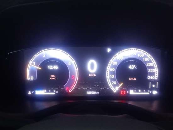 JEEP-COMMANDER-2022