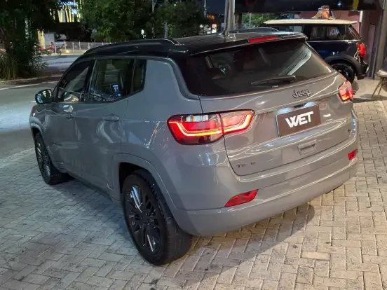 JEEP-COMPASS-2021