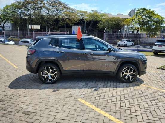 JEEP-COMPASS-1.3 T270 TURBO FLEX LONGITUDE AT6 JEEP-COMPASS-2025