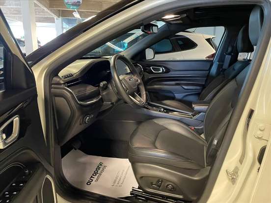 JEEP-COMPASS-2025