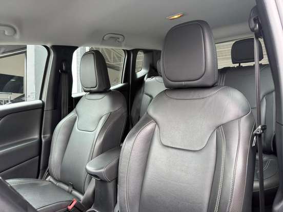 JEEP-RENEGADE-2019