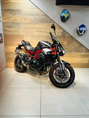 KAWASAKI-Z900-2026