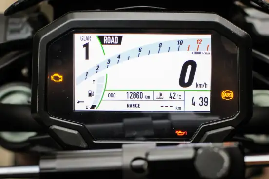 KAWASAKI-Z900 KAWASAKI-Z900-2024