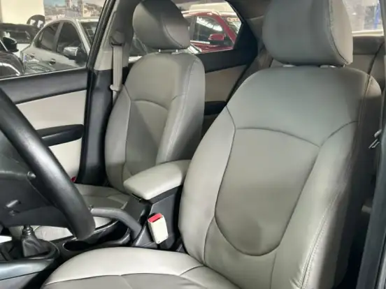 KIA-CERATO-1.6 EX3 SEDAN 16V GASOLINA 4P MANUAL KIA-CERATO-2011