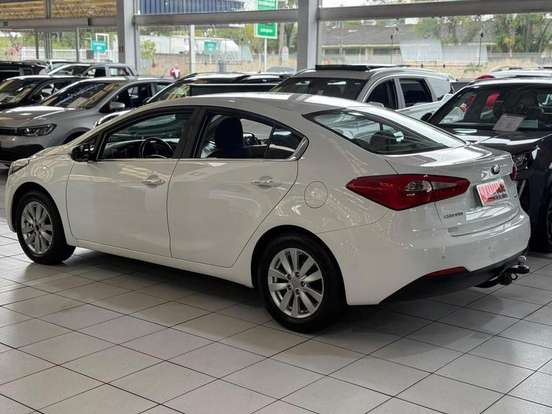 KIA-CERATO-1.6 SX 16V FLEX 4P AUTOMÁTICO KIA-CERATO-2013